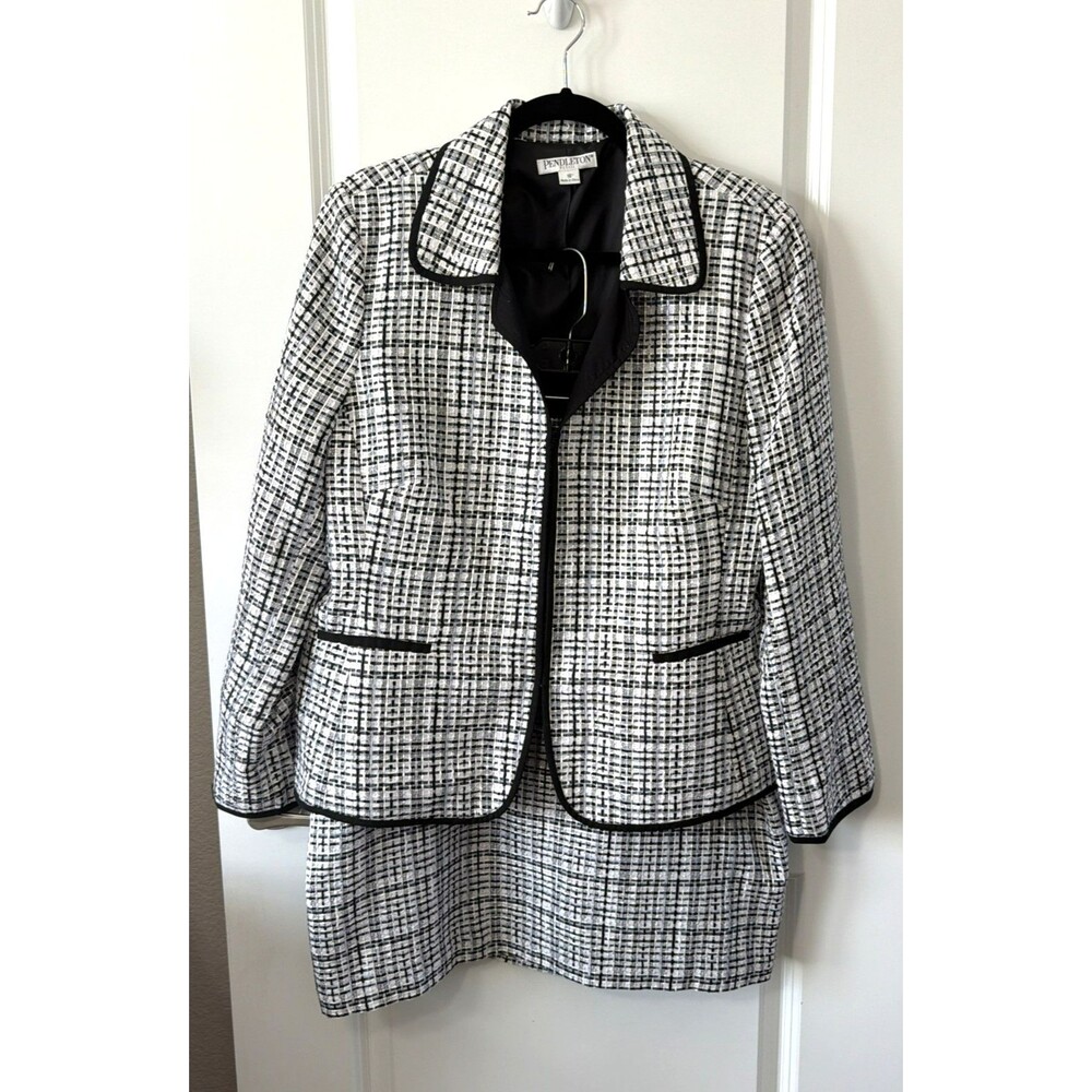 NWT Pendleton White Silver Black Tweed Blazer sz 18P Skirt sz 16P Suit Women's